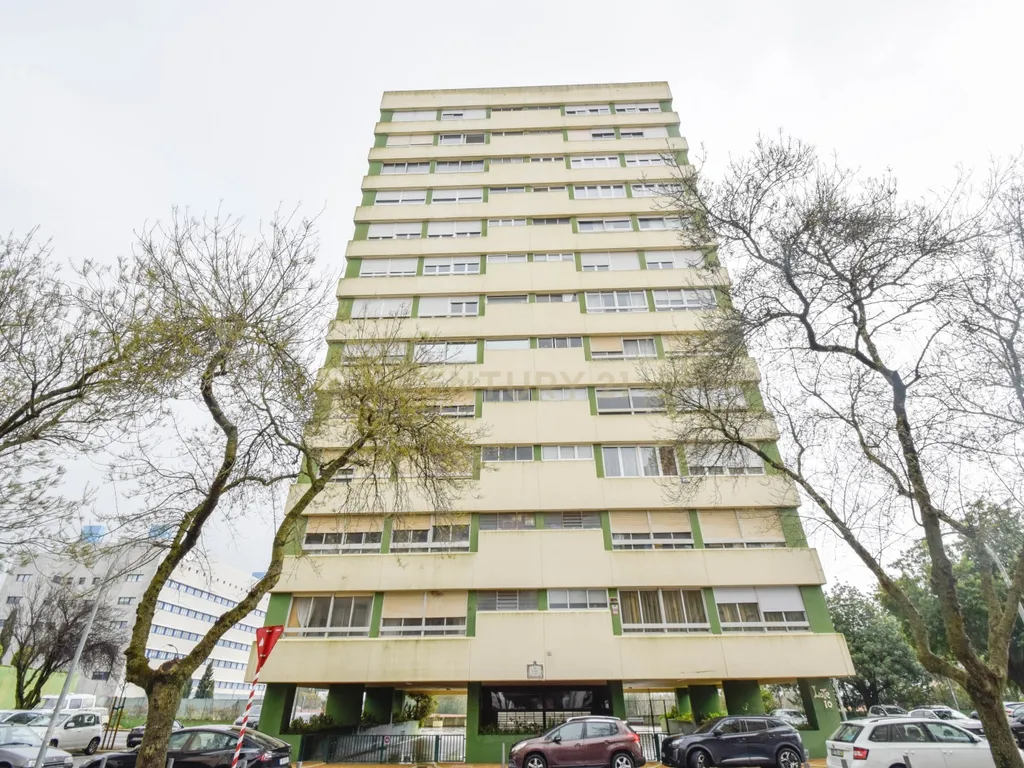T3 na Quinta do Marquês, Oeiras | 115 m² de Potencial para Criar a Sua Casa de Sonho - Image 35