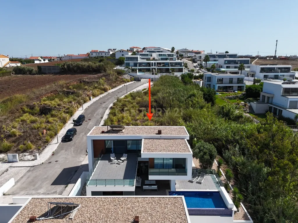 Moradia T4 - Linha de Mar - Lourinhã - Image 4