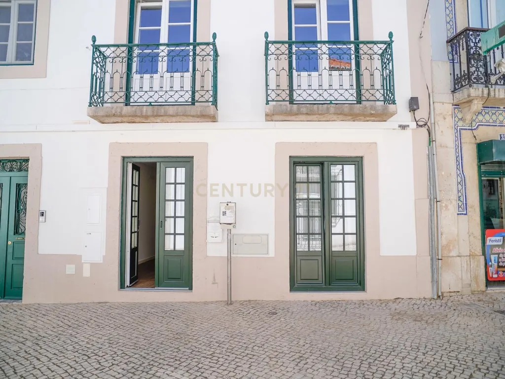 🌟 Apartamento T0 com 66 m² – No coração de Alcácer do Sal, junto ao rio 🌟 - Image 1