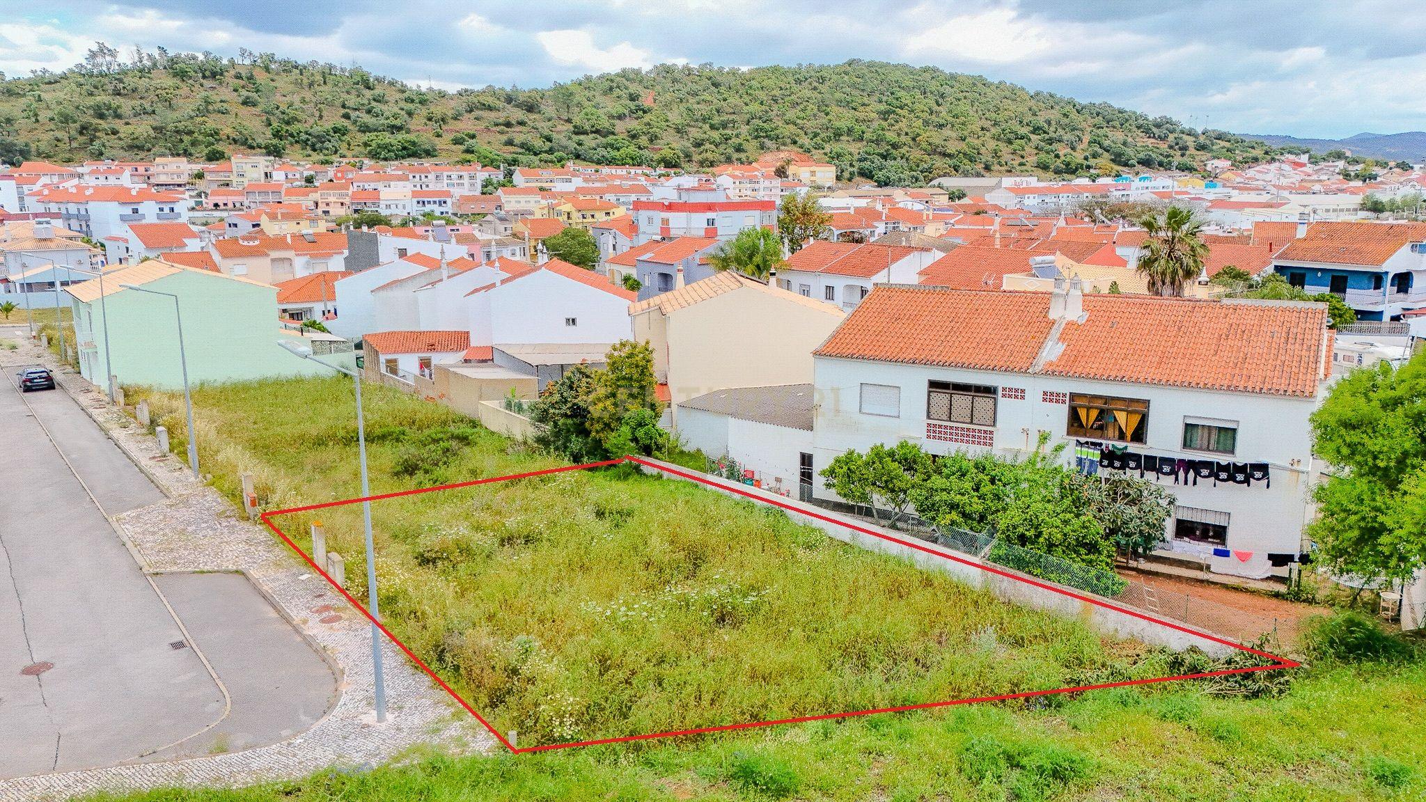 Land for sale in Silves, Portugal — €110,000