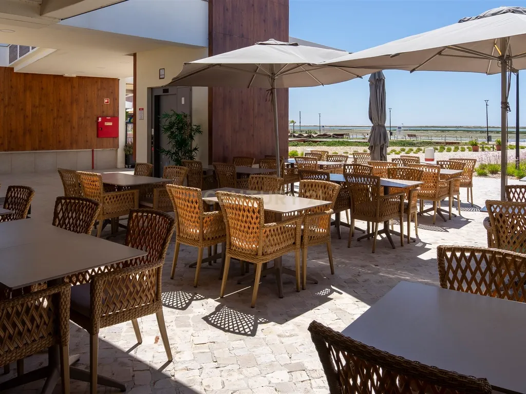 Trespasse – Restaurante Equipado na Marina de Olhão - Image 3