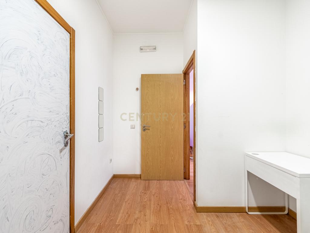 Trespasse Spa equipado no Barreiro - Image 18