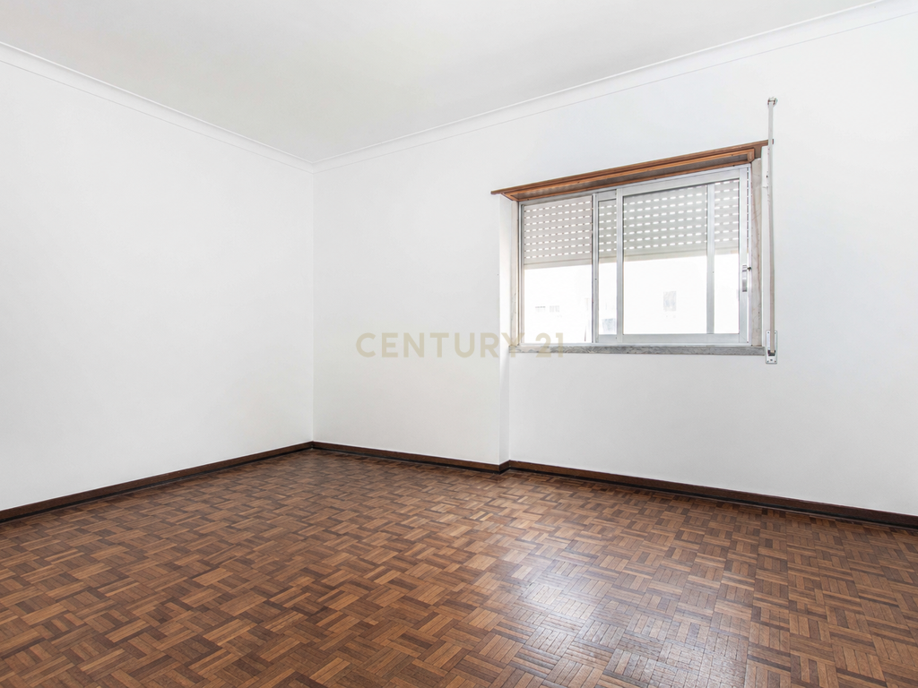 Apartamento T3 no Estoril - Fontaínhas - Image 11