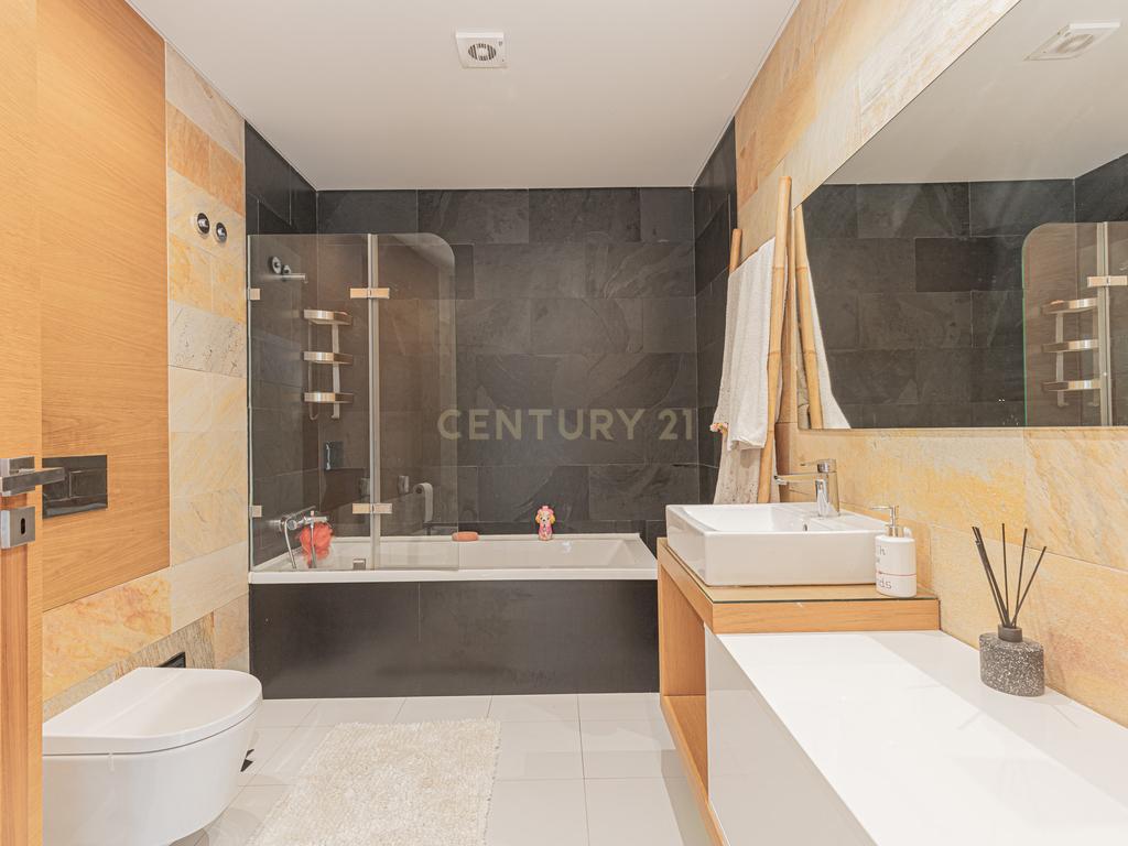 ✨ Moradia T4 de Luxo em Condomínio Exclusivo – Santo Antão do Tojal, Loures - Image 18