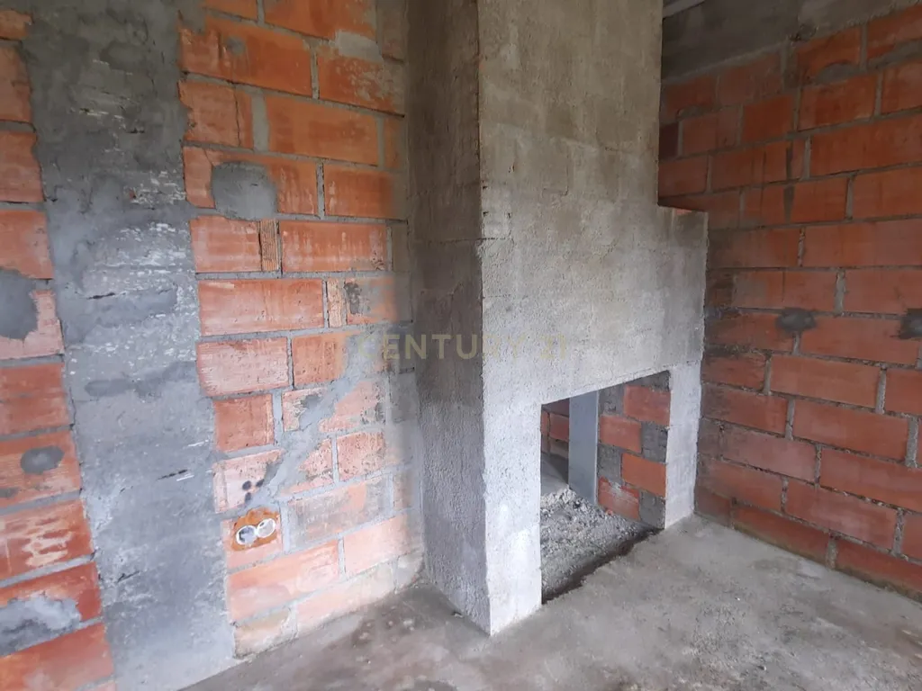 Casa moderna T3 e terreno rústico perto de Oliveira de Frades e Vouzela, preço total 125.000.00 euros! - Image 10