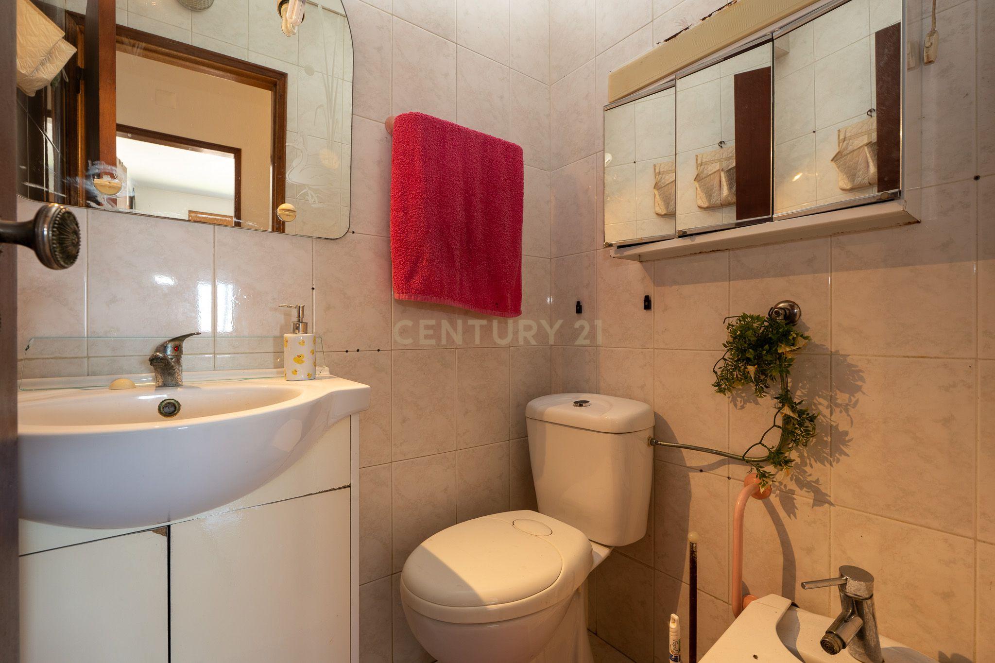 **Fantástico apartamento T4 com arrecadação*** - Image 29