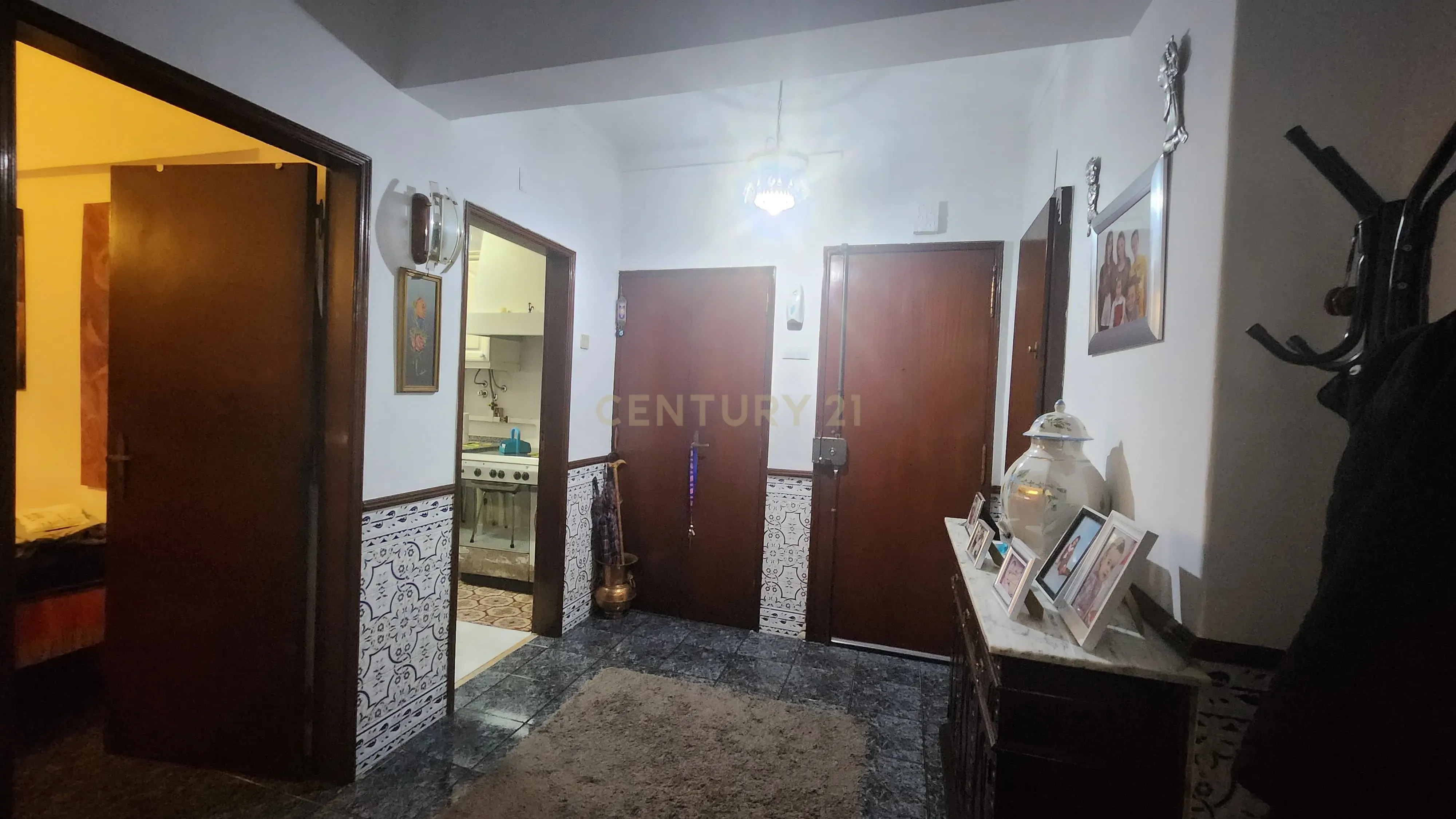 Apartamento T2 em Odivelas - Renda vitalícia - Image 5