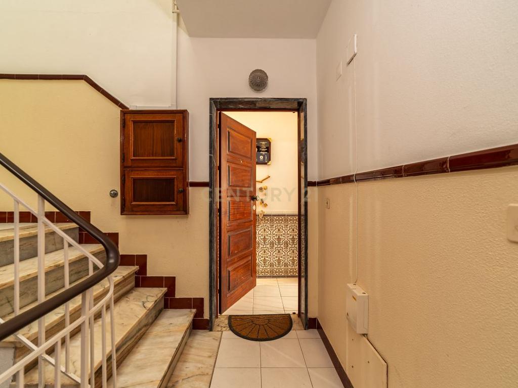 Apartamento T2 em Monte Gordo – Rua Pedonal, a poucos metros da praia - Image 22