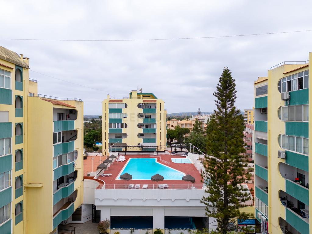 Apartamento T1 com varandas e vista mar no Parque das Amendoeiras — Vilamoura - Image 20