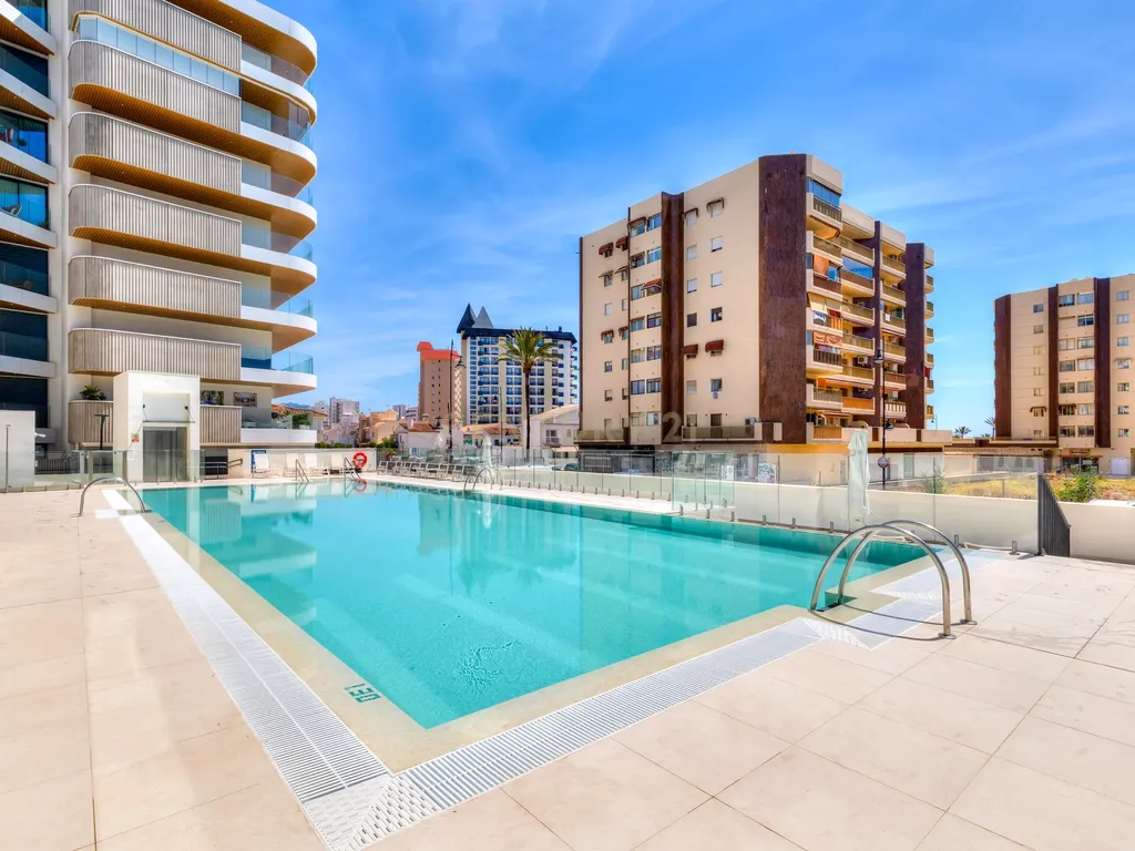 EXCLUSIVO APARTAMENTO DE LUXO COM JARDIM PRIVATIVO – JADE TOWER FUENGIROLA - Image 22