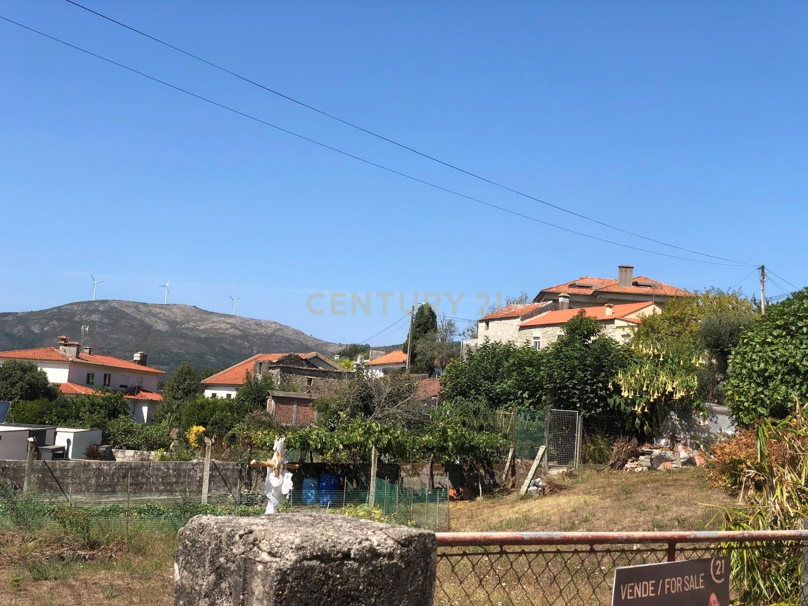 Fotografia 12 de Terreno Urbano em Âncora-219m² de Construção com Vista Mar