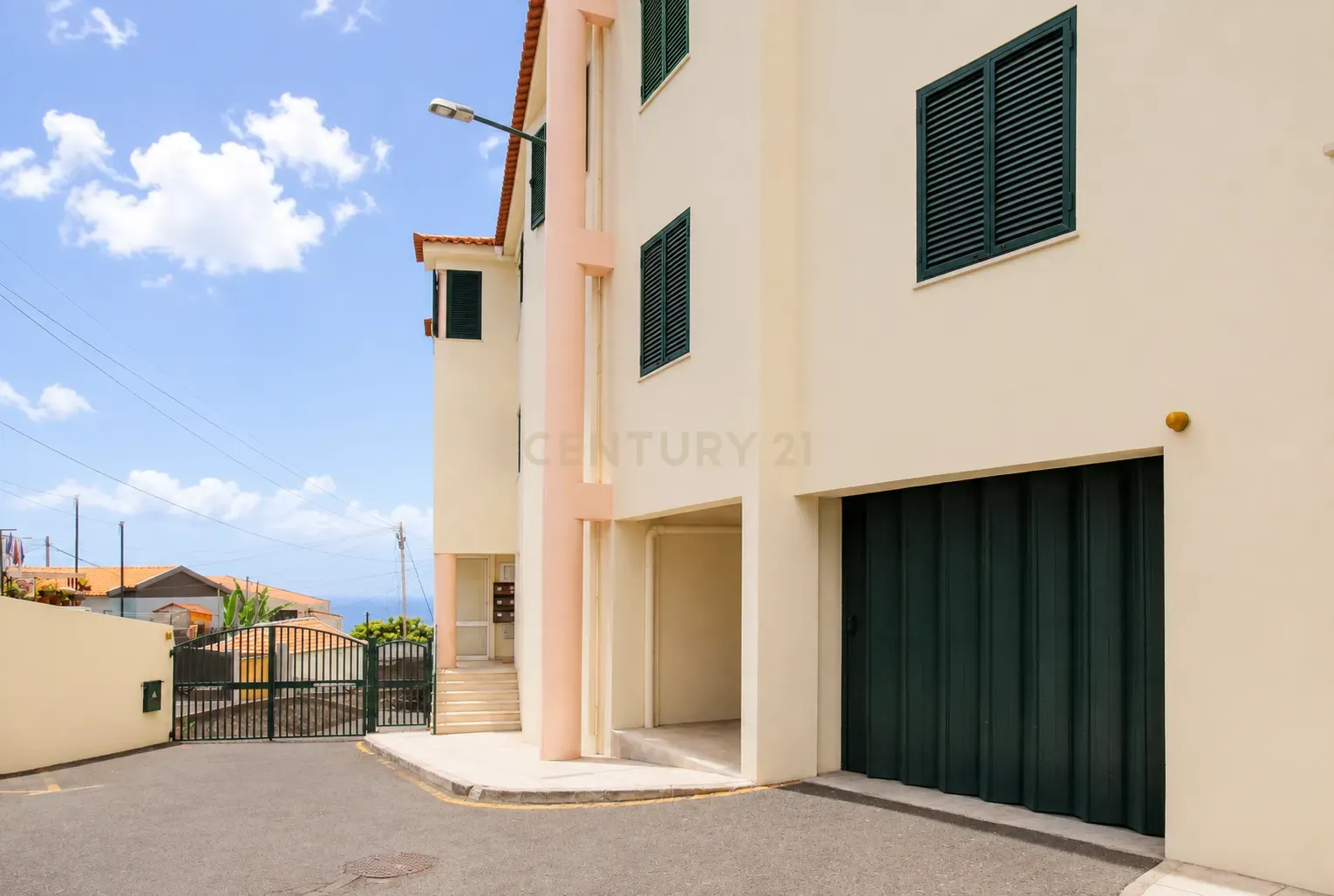 Apartamento T3 em Santo António, €335.000