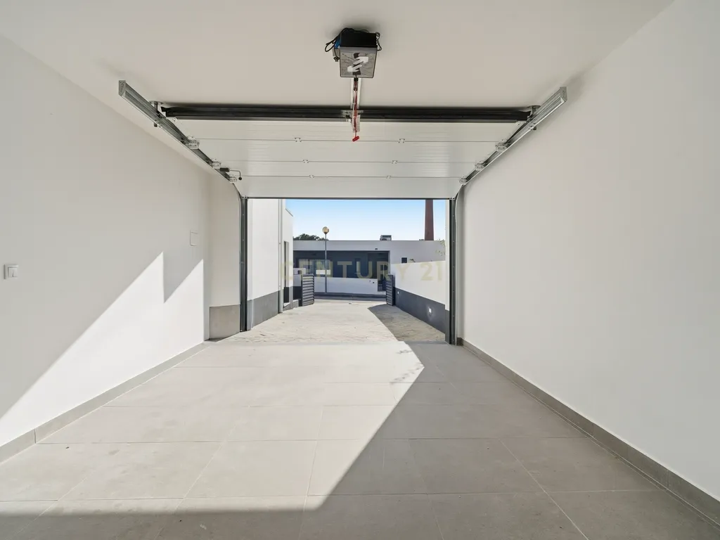 Moradia Nova T4 na Lourinhã - Image 32