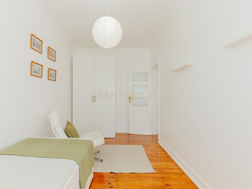 Apartamento T3+1 para Arrendar na Av de Roma completamente Mobilado I Equipado e com utensílios - Image 20