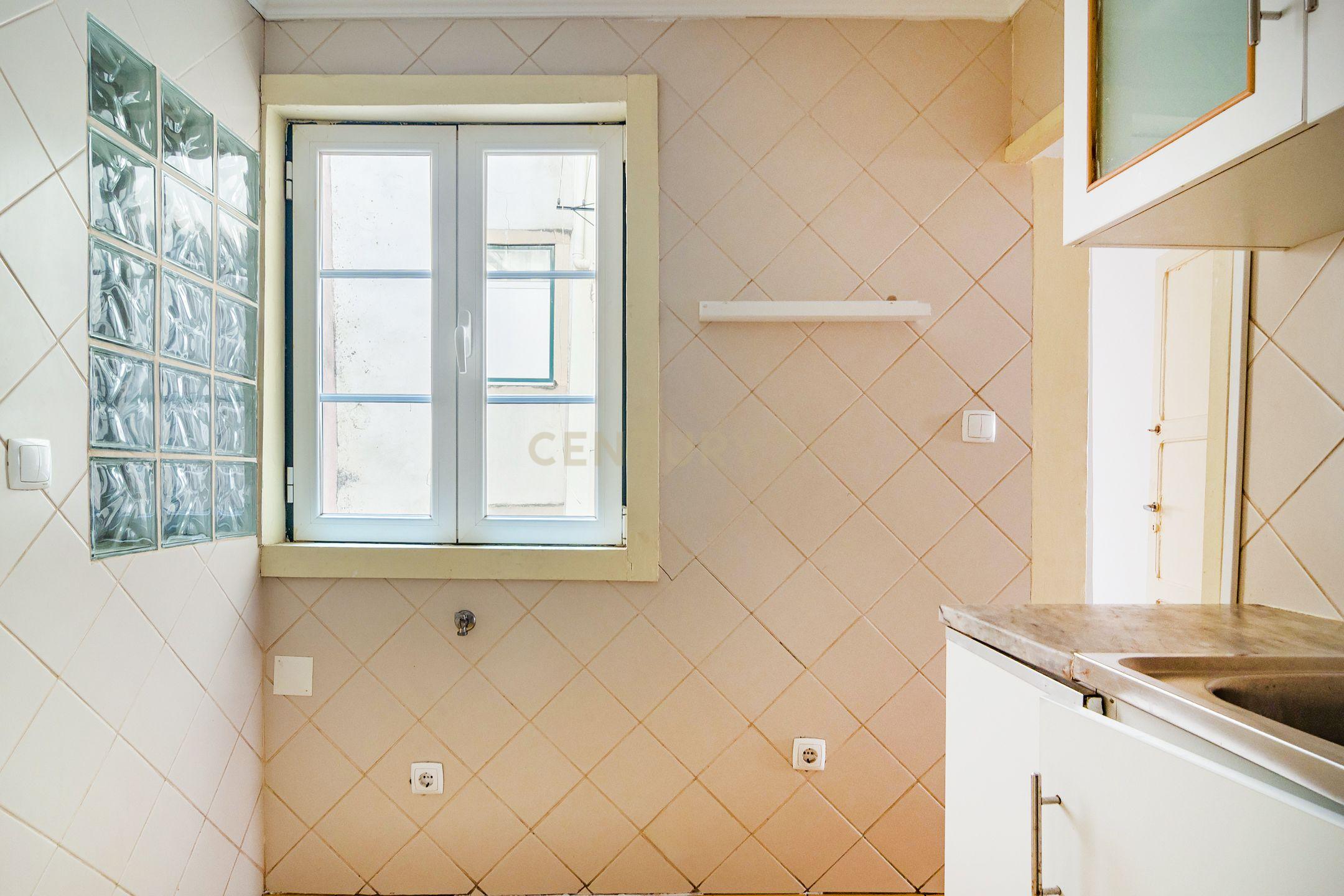 Apartamento T2 à venda em Santa Maria Maior, Lisboa — foto 18