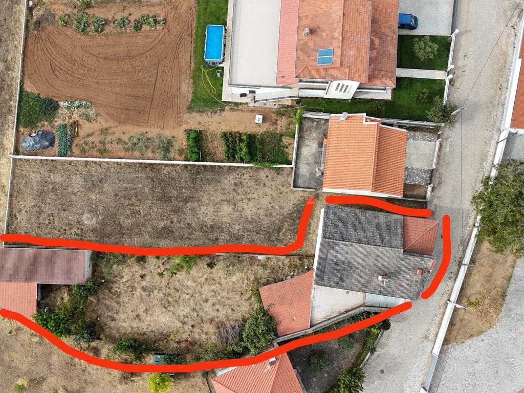 Moradia T4 com Terreno - Salsas - Bragança - Image 7
