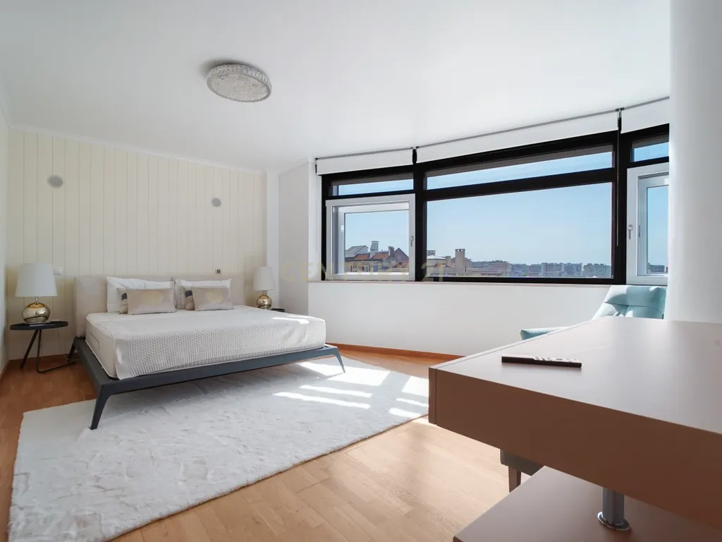 Apartamento T5 Duplex de Luxo para Arrendamento – Avenida do Brasil, Lisboa - Image 39