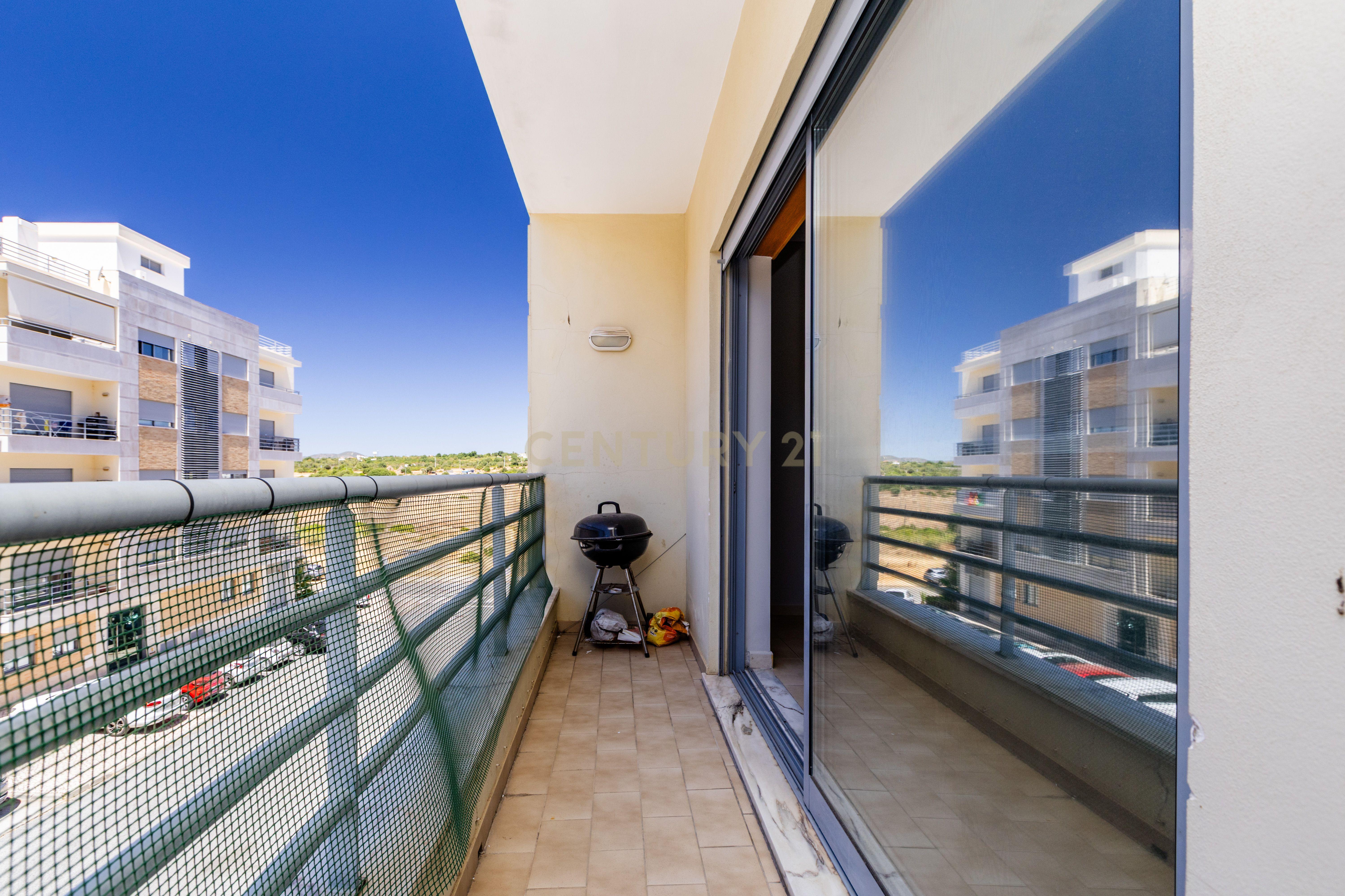 Fotografia 7 de Apartamento T3 com Garagem na Quinta João de Ourém — Olhão