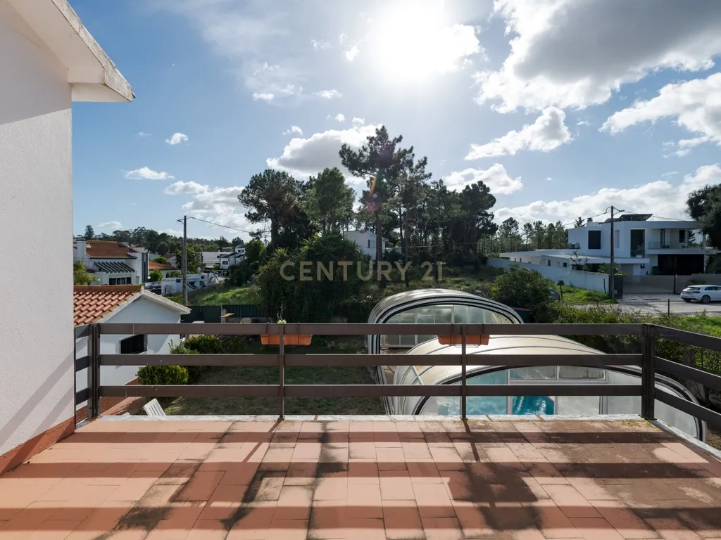 Moradia T4 Geminada à Venda na Marisol — 200 m² | Lote 900 m² | Piscina - Image 37