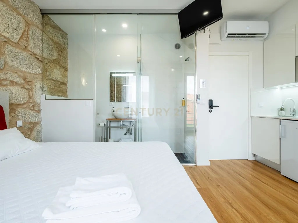 Prédio de Alojamento Local – Porto - Image 12