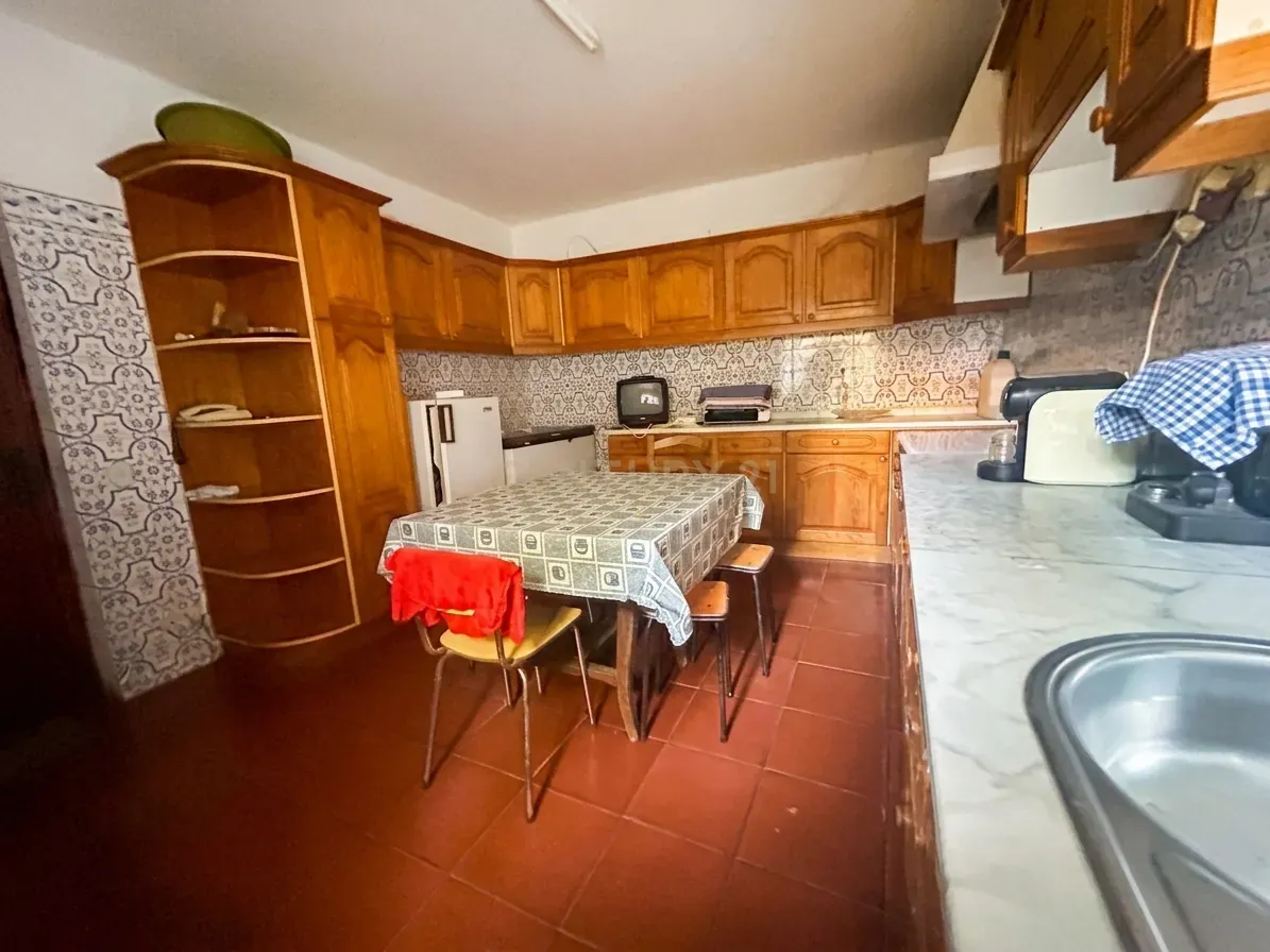 Fotografia 3 de Casa T3 "Pronta a Entrar" em Covelo do Gerês | O Seu Refúgio ao Preço de Saldo