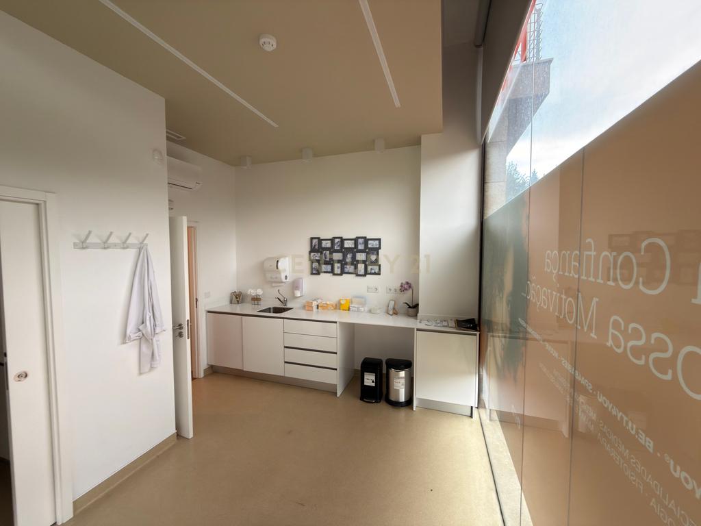 Espaço Clínico Preparado para Área da Saúde – Coimbra - Image 13