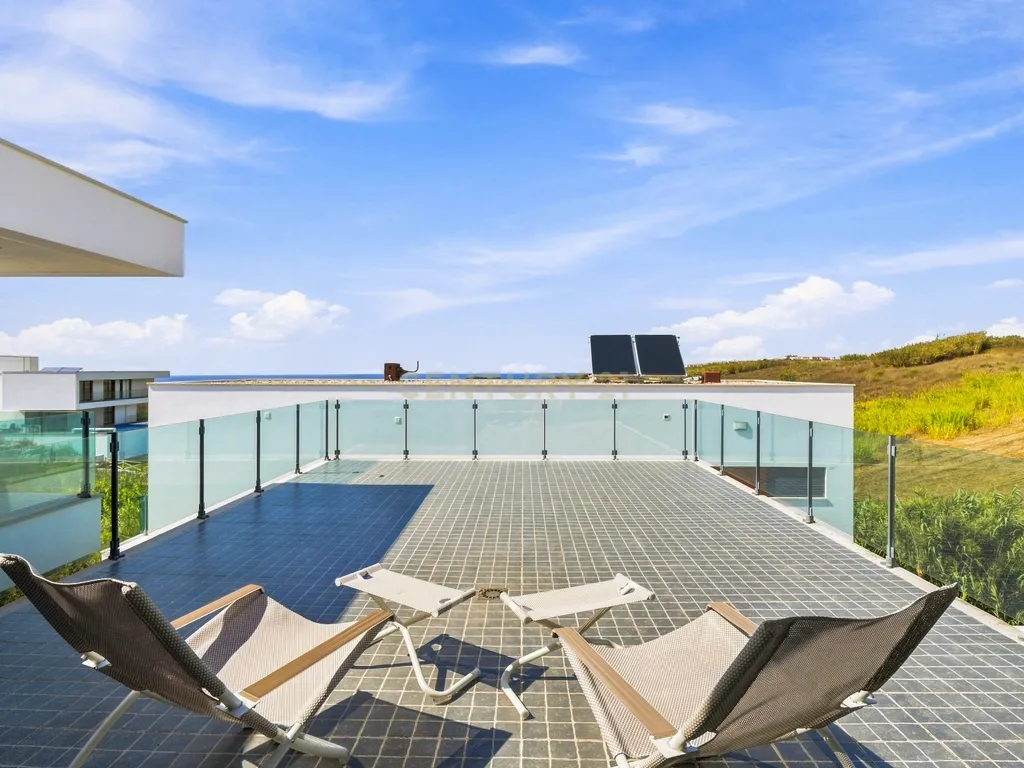 Moradia T4 - Linha de Mar - Lourinhã - Image 41