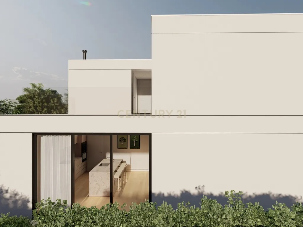 Moradia T3 Chave na Mão com Piscina e Vista Mar | Pico da Pedra - Image 2