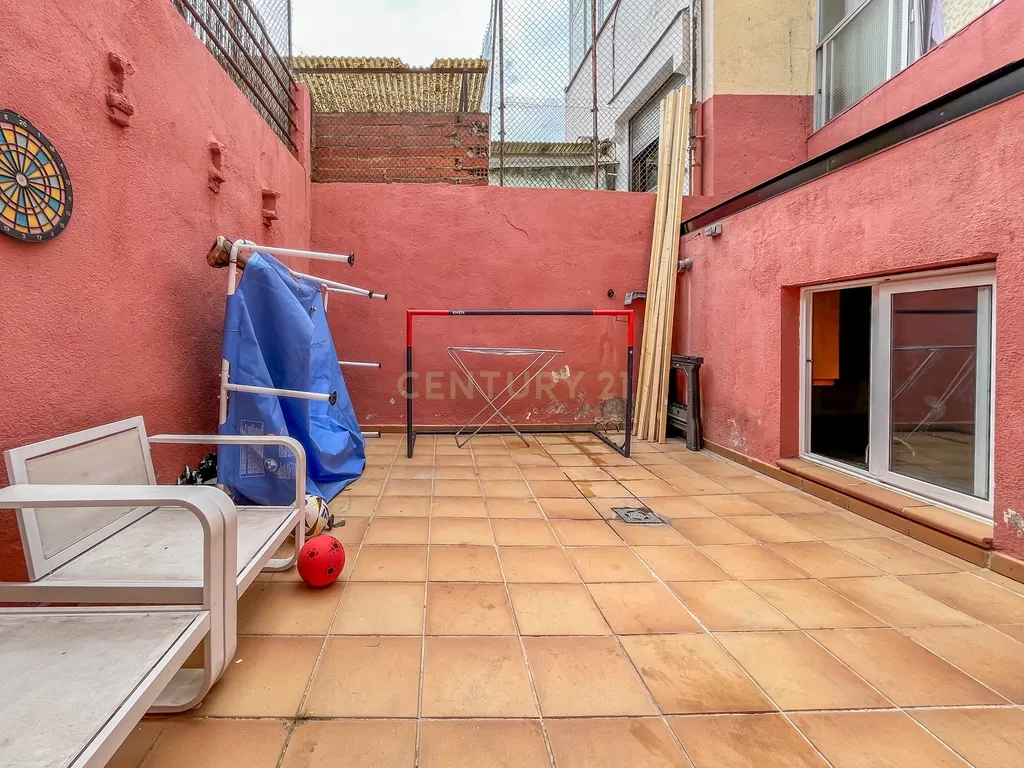 Apartamento T2 com Terraço em Mataró, Barcelona - Image 28