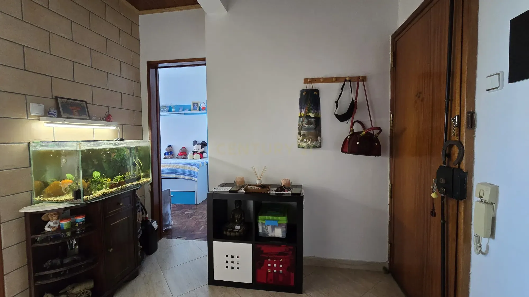 Apartamento T2 no Centro de Corroios – Excelente Localização! - Image 7