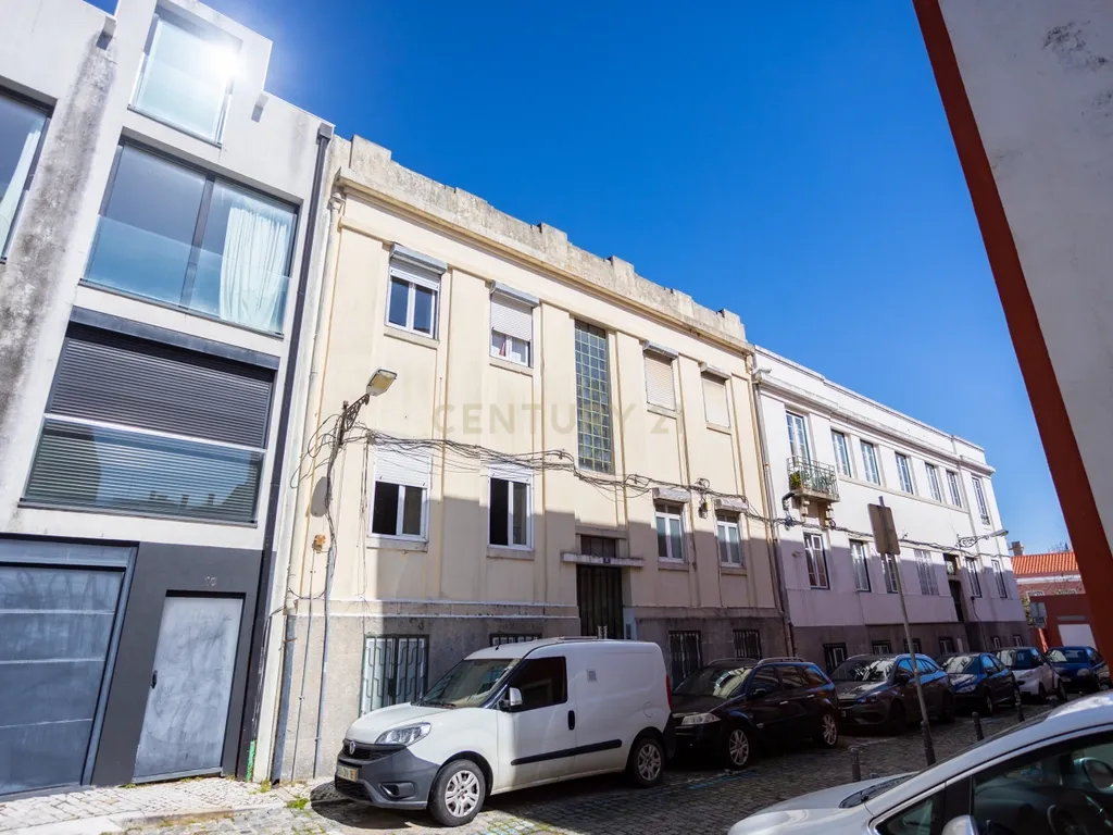 Apartamento T1+1 com logradouro a venda em Campo de Ourique! - Image 20