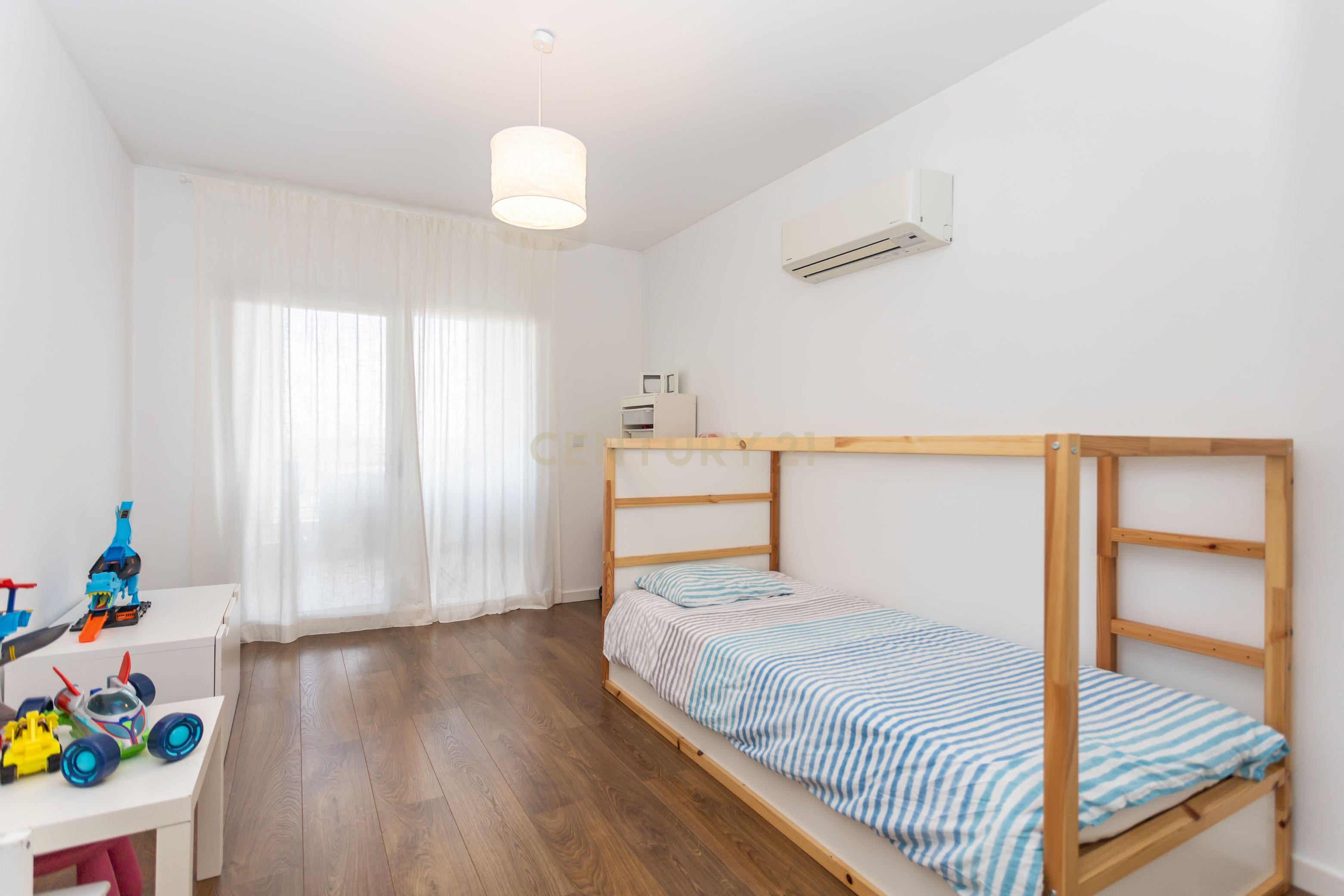 Apartamento T3 Condomínio Jardins da Ladeira, Aldeia de Paio Pires - Image 17