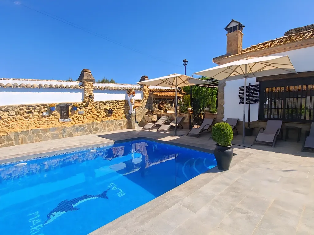 Exclusiva Propriedade Boutique com 3 Apartamentos Independentes, Piscina e Jardim Privado perto de Ronda – Elevada Rentabilidade Turística - Image 22