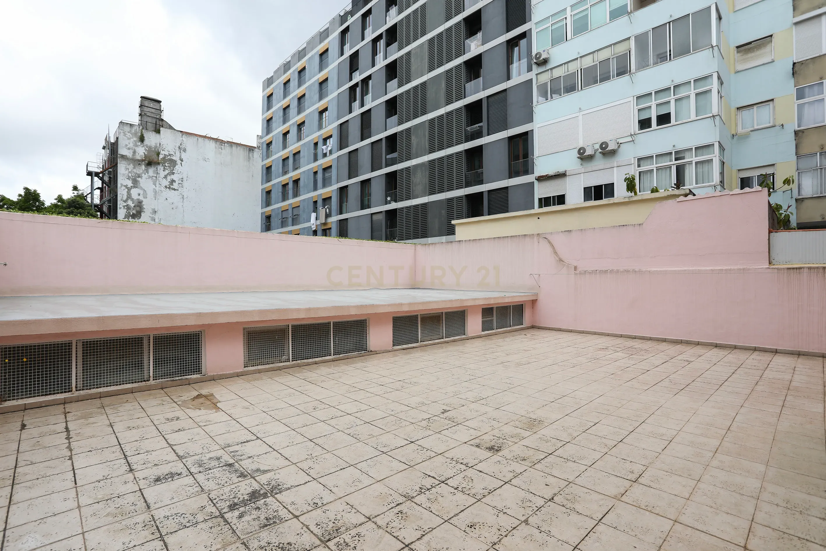 T2 | Entrecampos | 3º Andar com Elevador | 450.000€ - Image 17