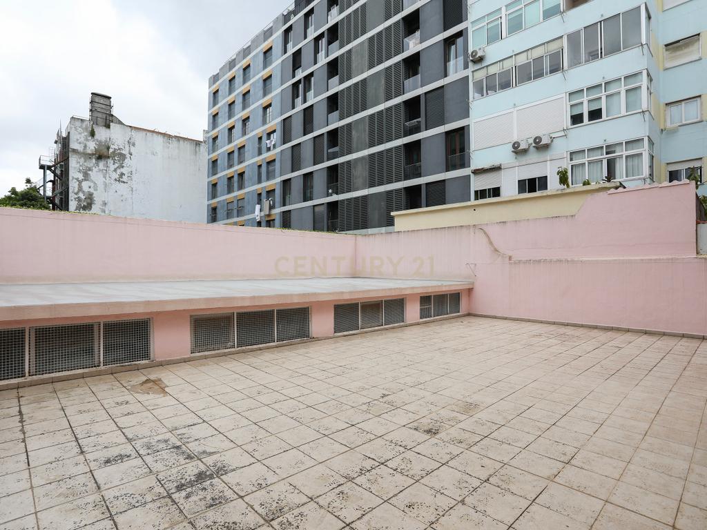 T2 | Entrecampos | 3º Andar com Elevador | 450.000€ - Image 17