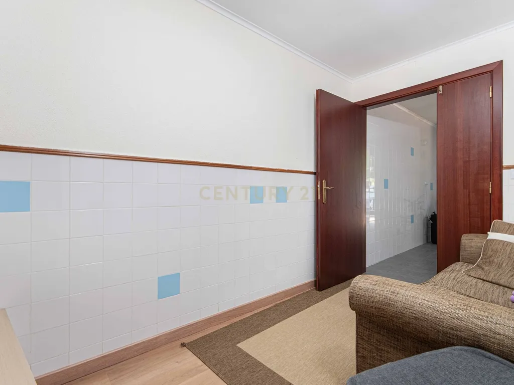 Moradia Exclusiva para Investimento em Quinta do Anjo, Palmela - Image 86