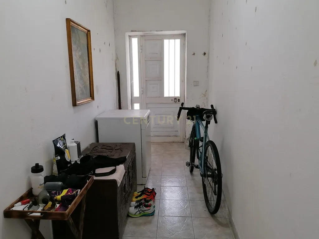 Quinta Rústica em Évora com 8.750 m2 e uma Vista Campestre - Image 10