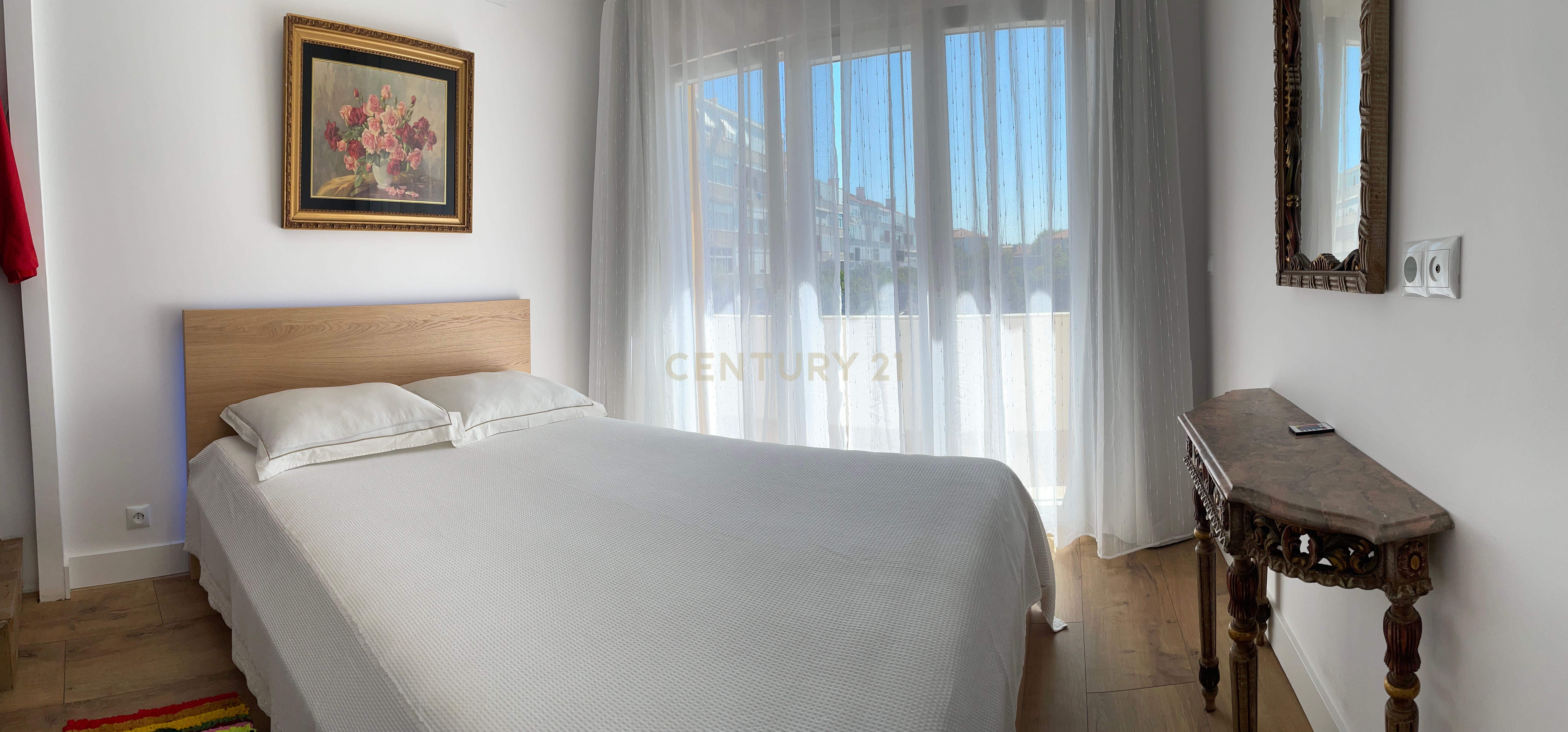 apartamento T2 situado numa das zonas mais privilegiadas de Almada - Image 19