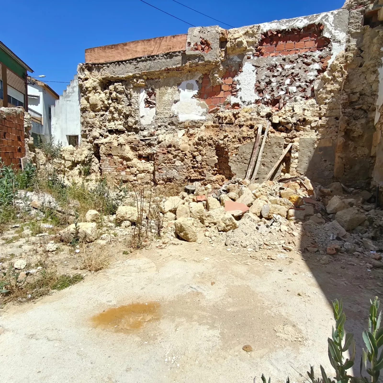 Fotografia 5 de Ruína com Projeto de Moradia T3 | Ribeira Ruiva, Torres Novas