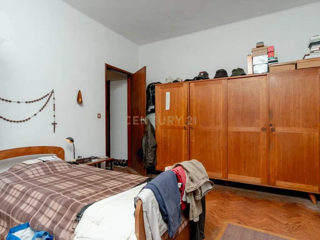 T6+1 em 1066 m2 de tranquilidade, para remodelar ou investir - Image 29