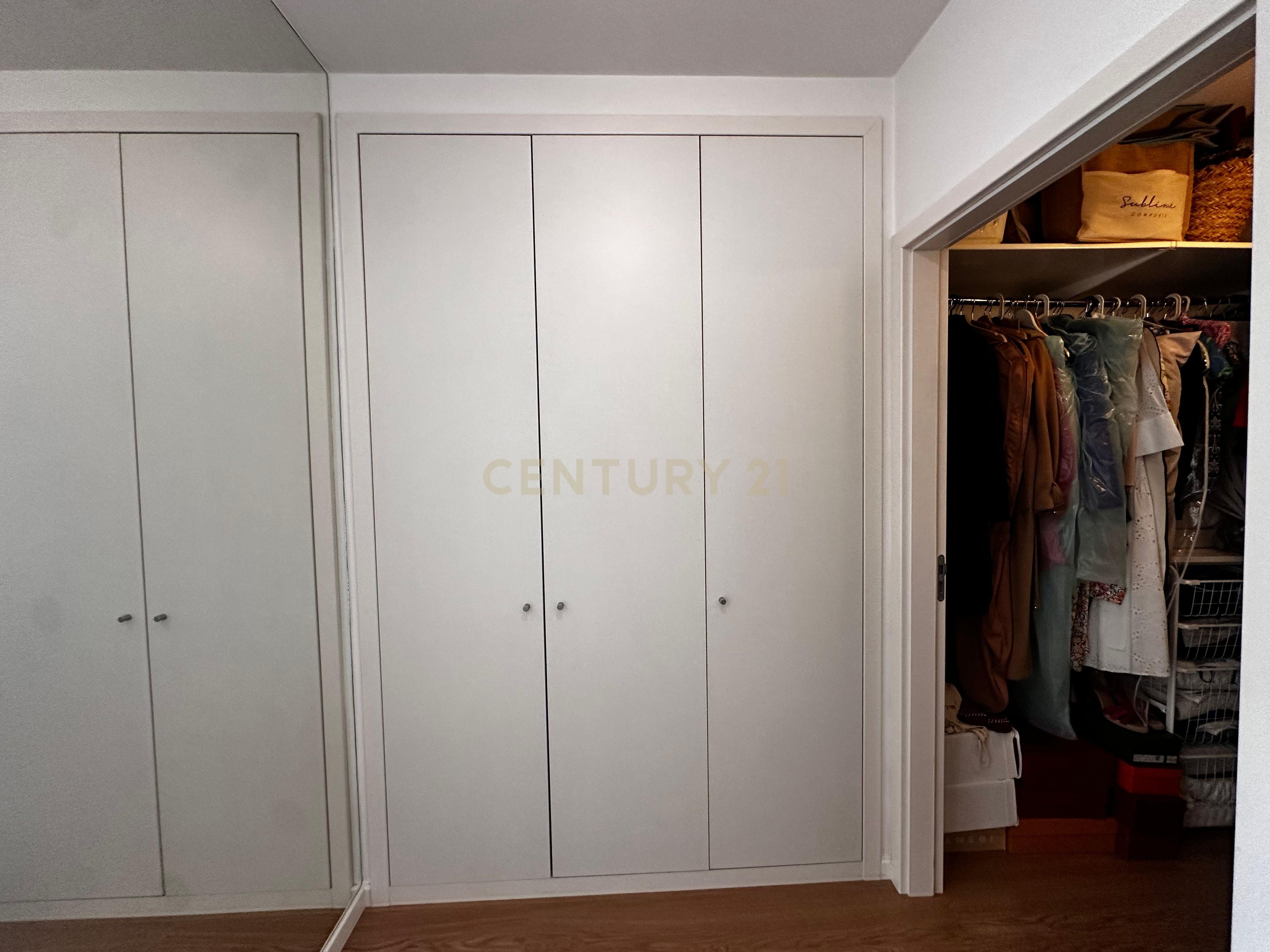 Apartamento T2 com 118m2 para venda nas Avenidas Novas com uma excelente localização proximo da estação de Entrecampos e da Cidade Universitária. - Image 34