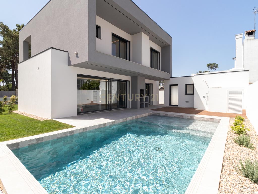 A Sua Nova Casa Está Pronta para Habitar! 🌊🏡 Moradia Nova T3 Aroeira À Beira da Praia da Fonte da Telha, na Prestigiada Aroeira - Image 11