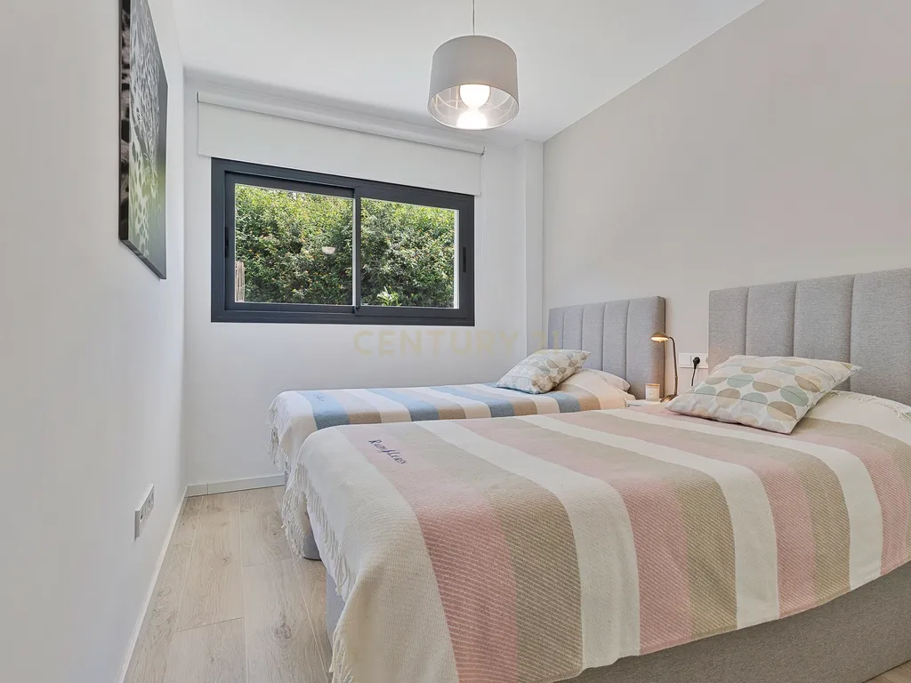 Apartamento com vista para o mar e Gibraltar - New Golden Mile, Estepona - Image 9