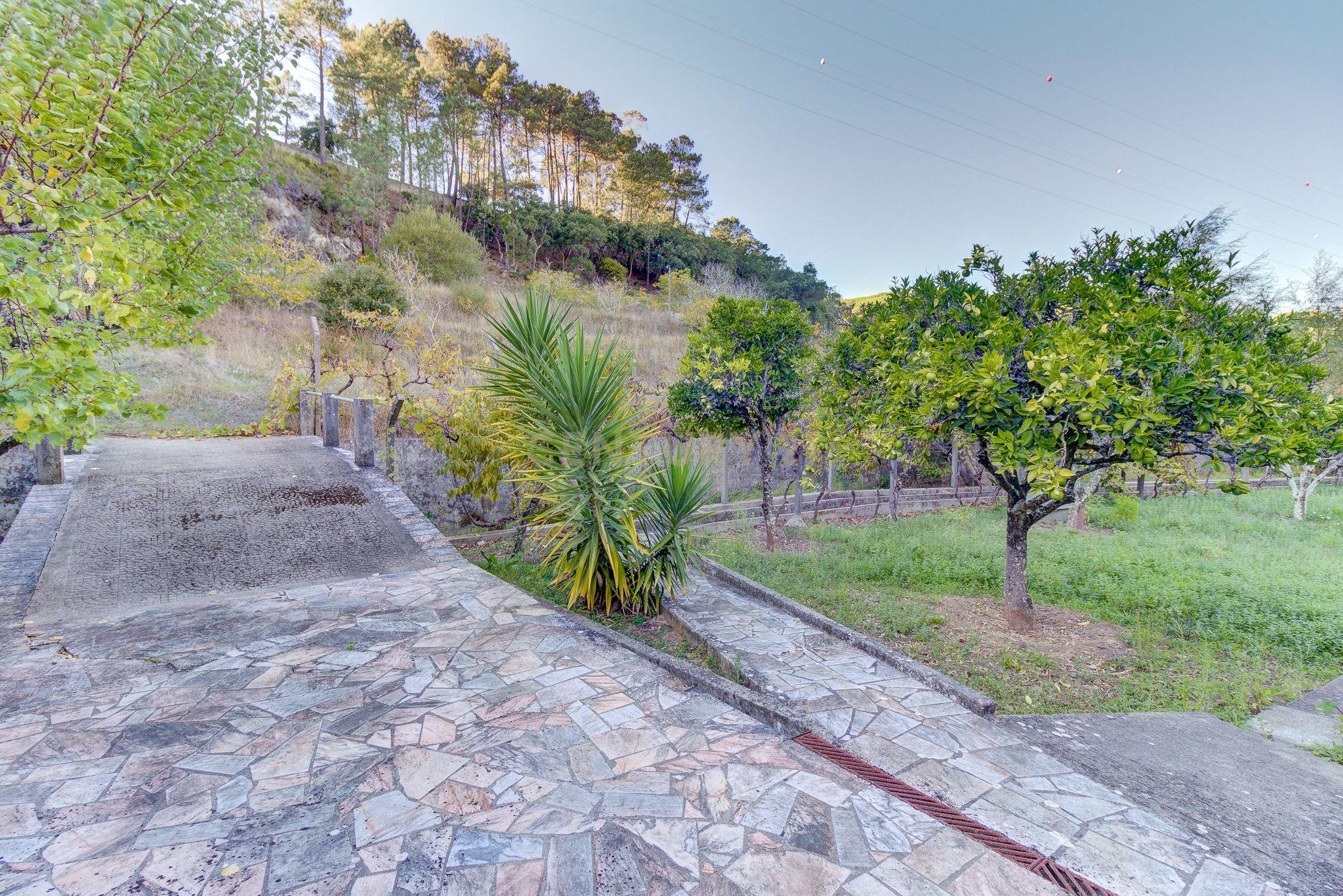 Quinta Rústica em Bucelas, com terreno de 4500m2 - Image 22