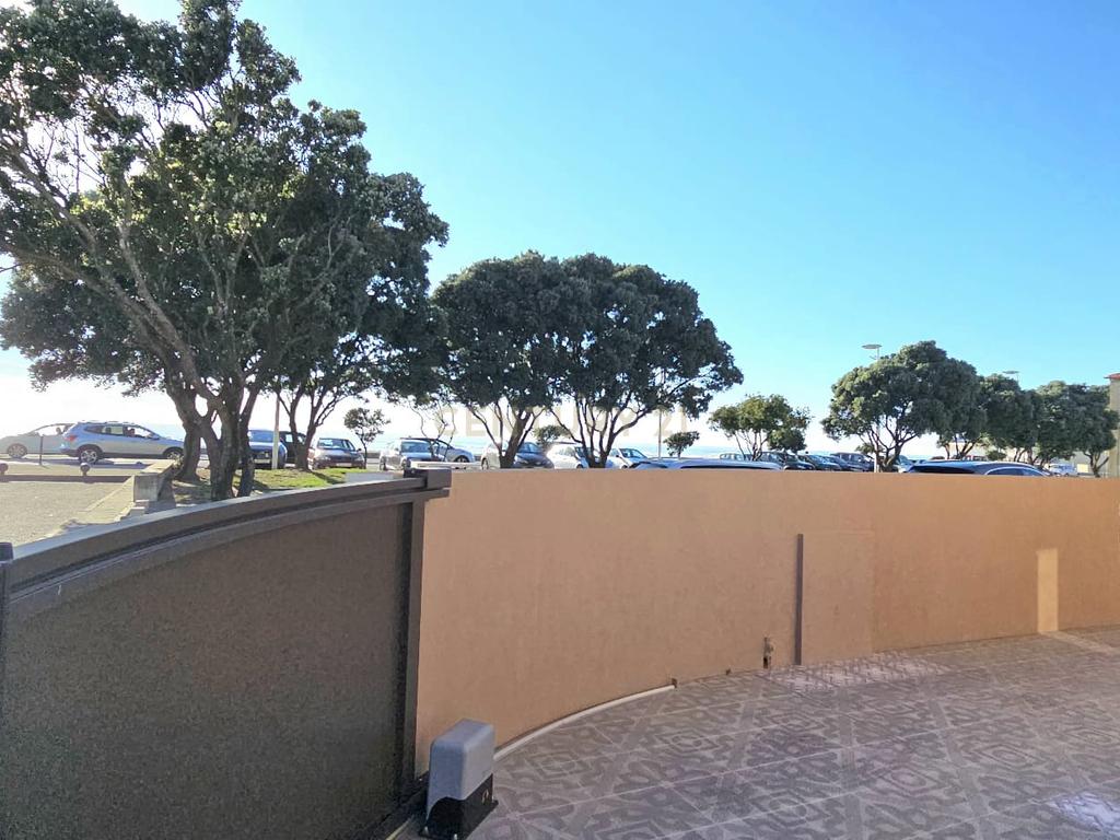 Moradia T4 Bi-Familiar em Primeira Linha de Mar – Vila do Conde - Image 3