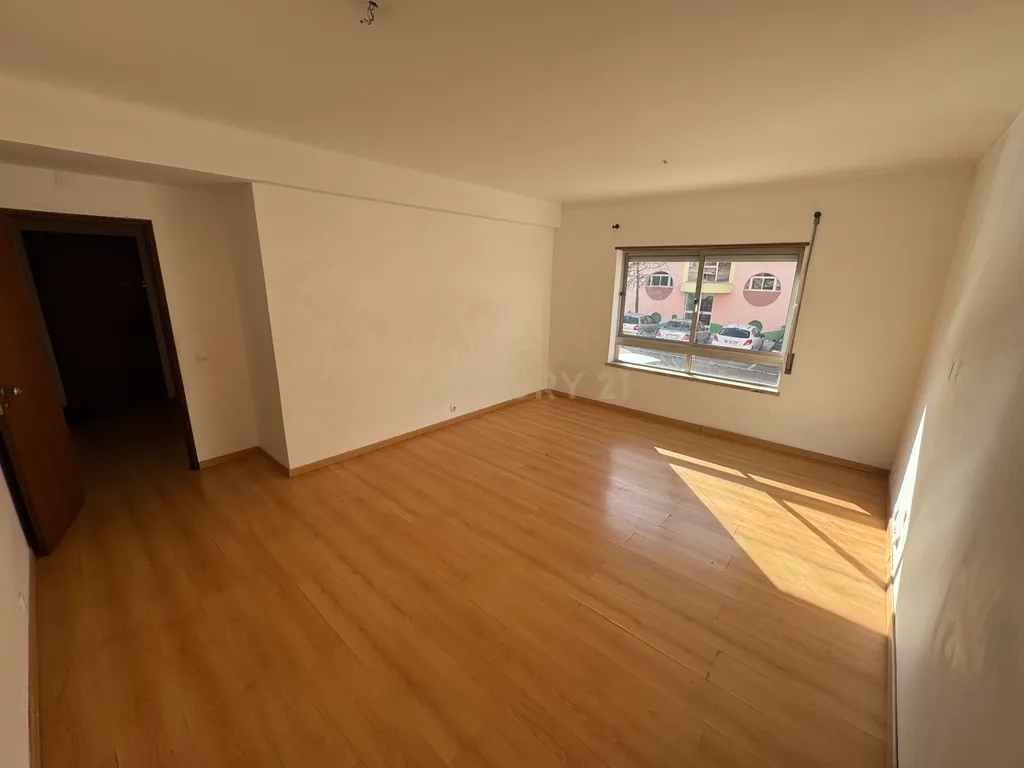 Apartamento T4 em Santarém para venda - Image 5