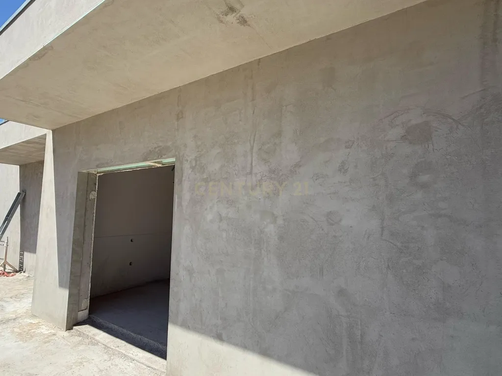 Moradia Geminada Chave na Mão – Fase Final de Construção! - Image 21