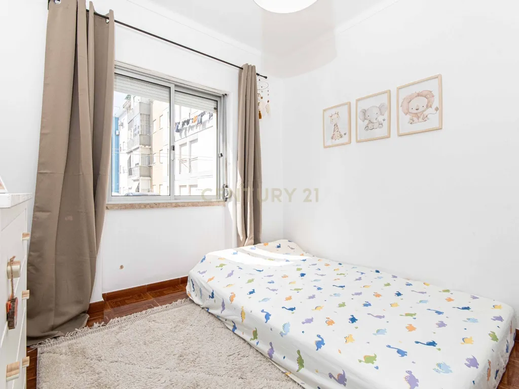 Apartamento T2 Moita – Ideal para Habitação Própria ou Investimento! - Image 8