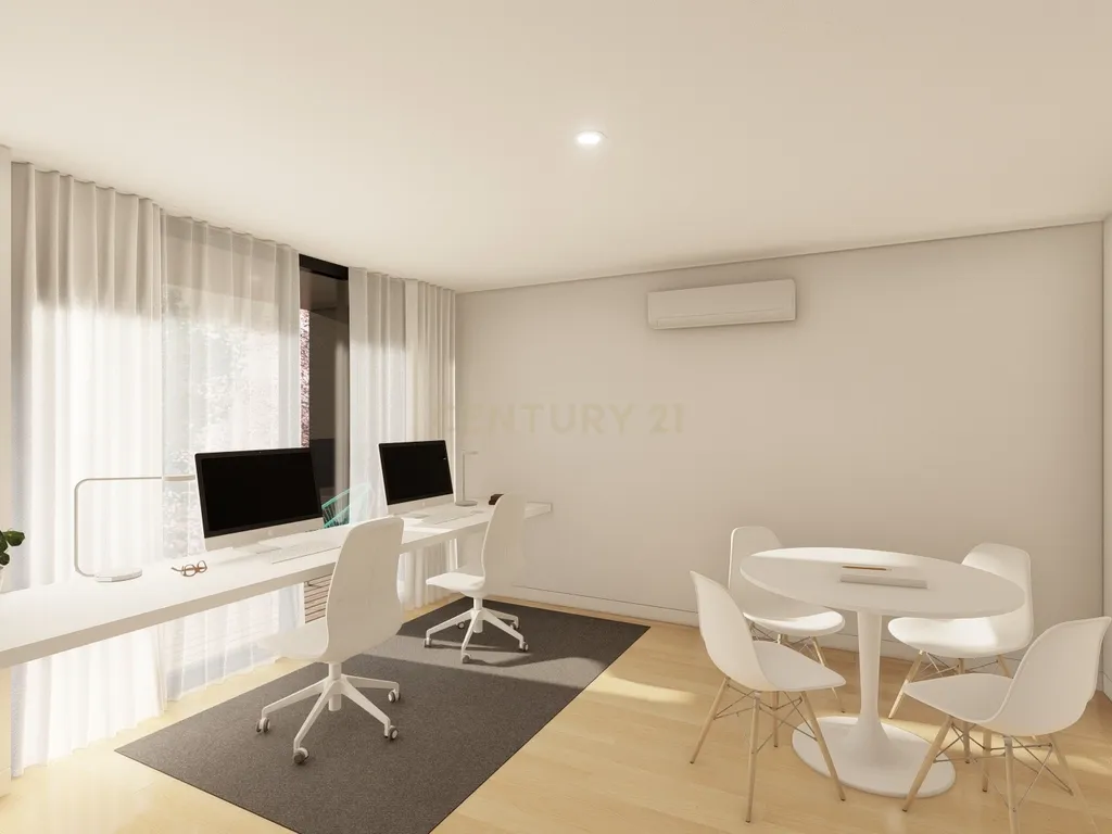 Moradia T3 Chave na Mão com Piscina e Vista Mar | Pico da Pedra - Image 16