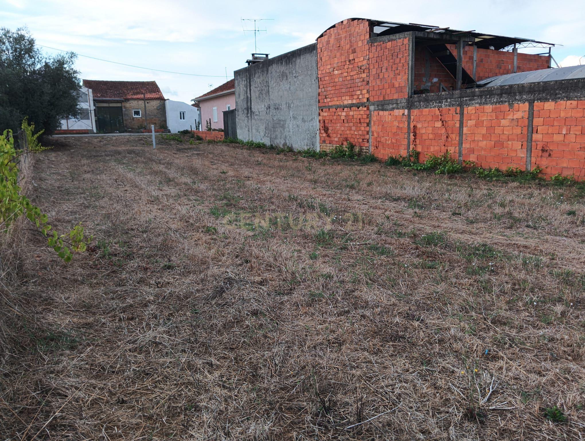 Fotografia 10 de terreno urbanizável com 1.789 m², em Fermentelos, concelho de Águeda.